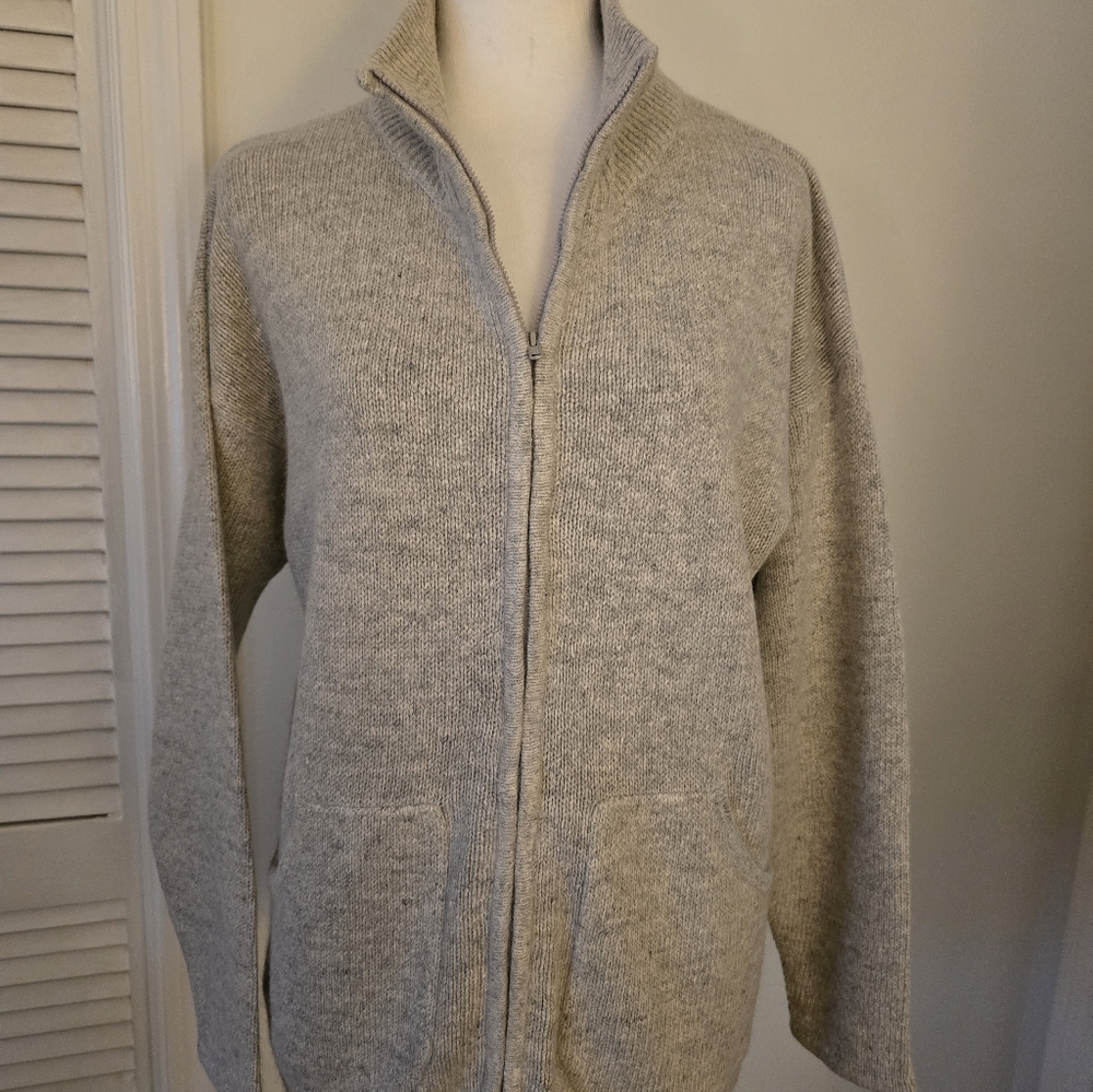 Wonter Silks Gray Zip - Up Knit Cartigan With Front Pockets Sz. (Small)